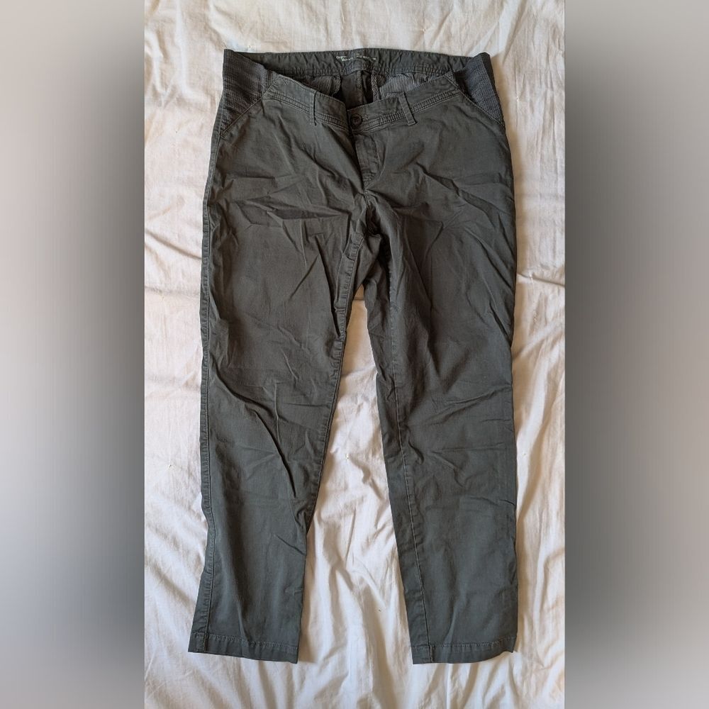 GAP Women's Maternity Girlfriend Pants